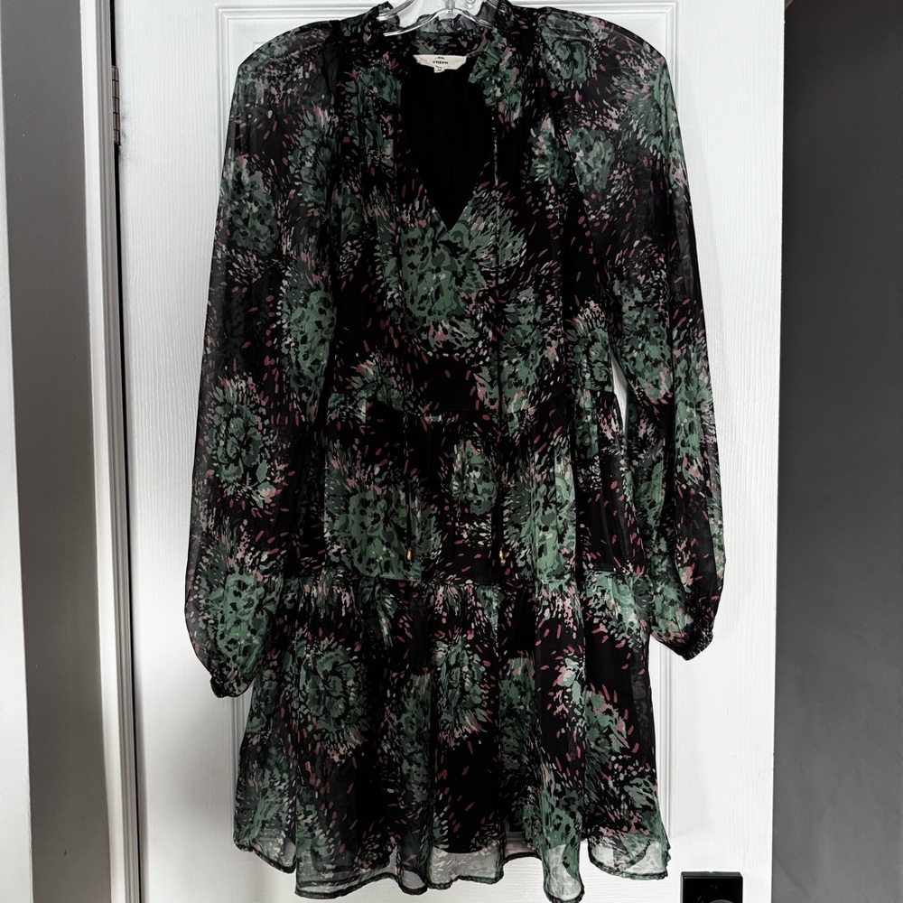 Flowy & Floral Boho Dress Medium